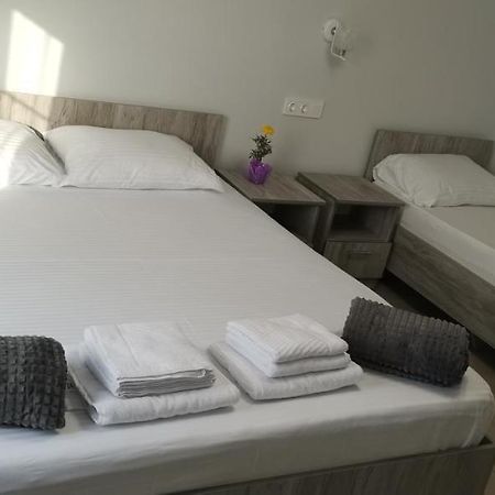 Гостевой Дом Атакар Hotel กากรา ภายนอก รูปภาพ
