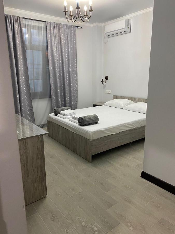 Гостевой Дом Атакар Hotel กากรา ภายนอก รูปภาพ